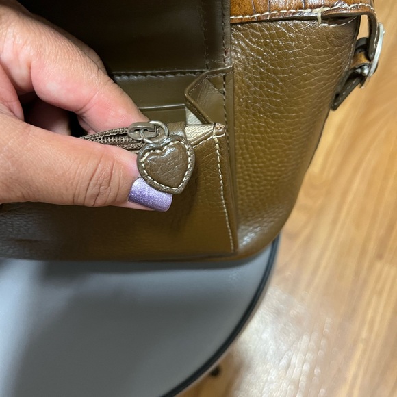 Brighton Brown Crock Embossed Pebbled Leather Handbag EUC - Picture 14 of 17